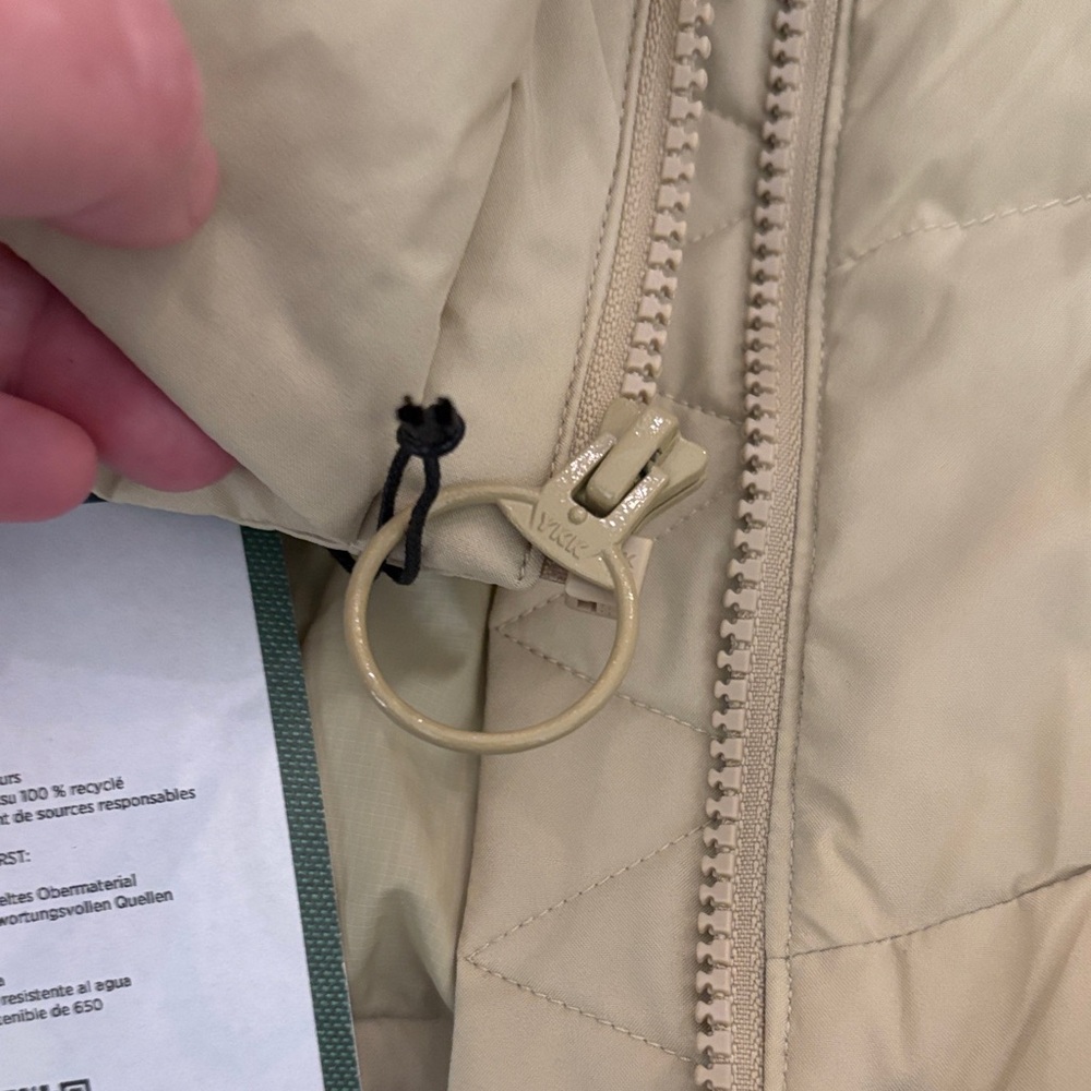 Cotopaxi Women’s NWT Beige Puffer Jacket with under layer 🦙 🏔️ - Picture 6 of 14